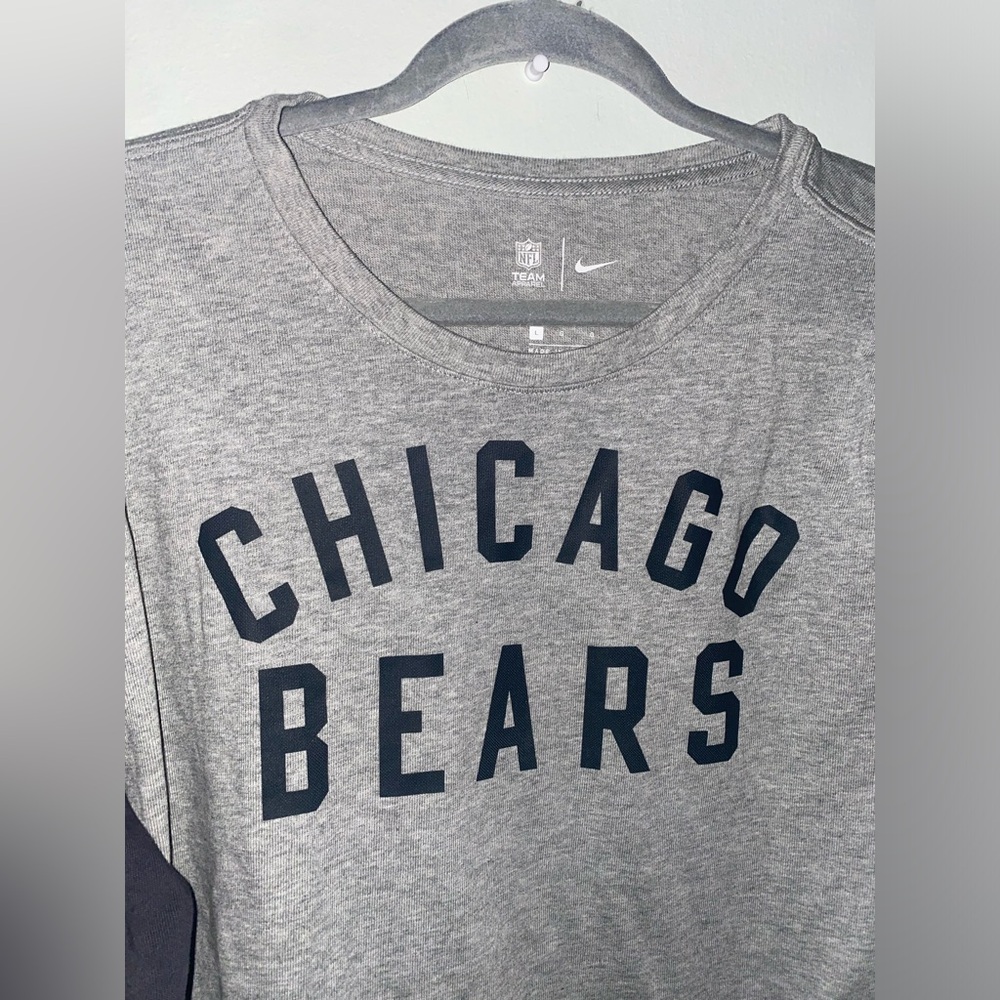 Nike Chicago Bears Sweater/Shirt - Picture 2 of 6